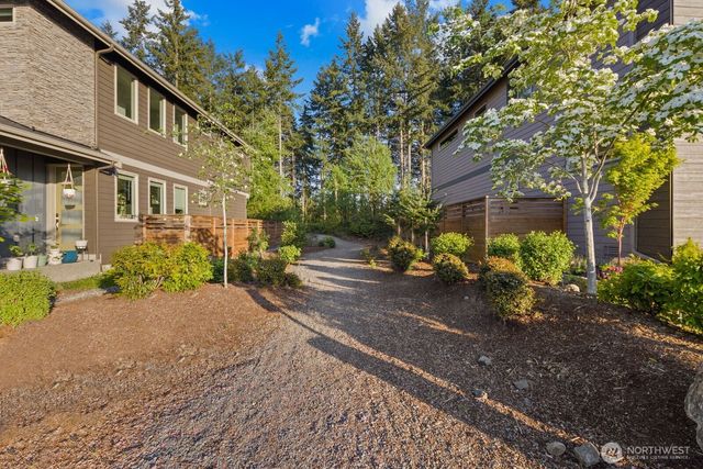 13409 Edmunds Parkway E, Bonney Lake, WA 98391