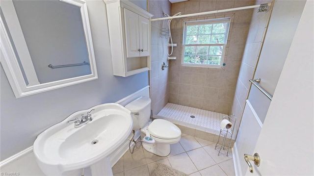 1007 Shalimar Drive, High Point, NC 27262