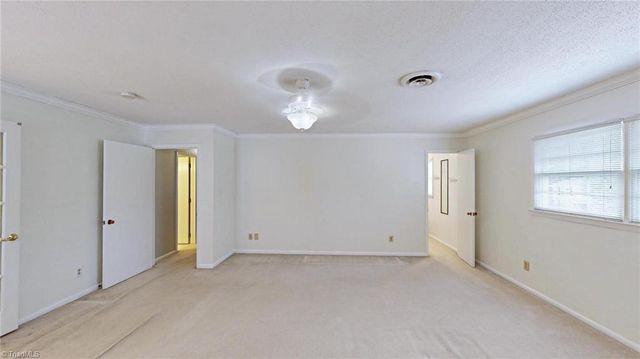 1007 Shalimar Drive, High Point, NC 27262