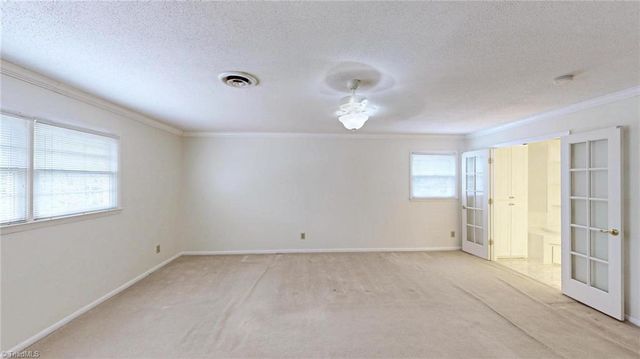 1007 Shalimar Drive, High Point, NC 27262