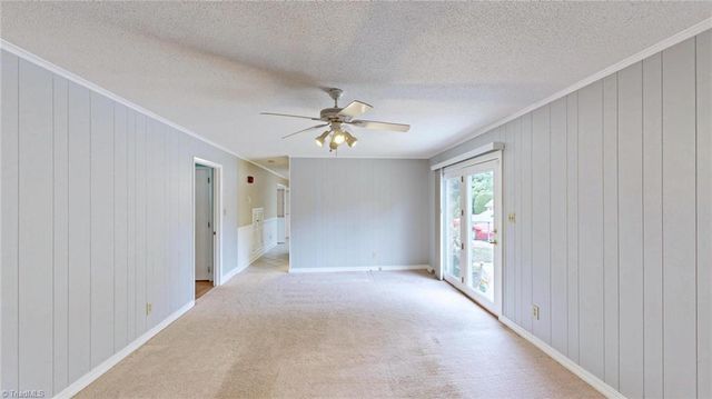 1007 Shalimar Drive, High Point, NC 27262
