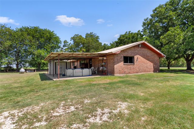 7420 SW County Road 2030, Purdon, TX 76679
