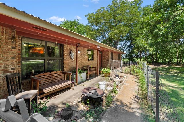 7420 SW County Road 2030, Purdon, TX 76679