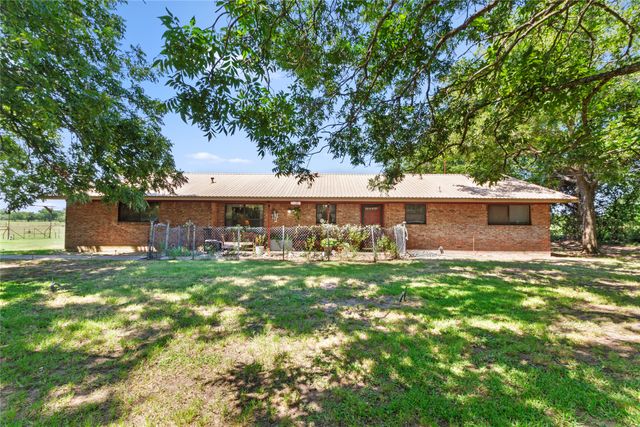 7420 SW County Road 2030, Purdon, TX 76679