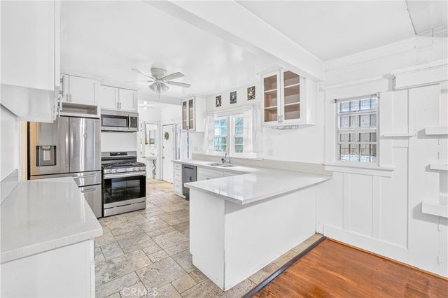 659 E 52nd Place, Los Angeles, CA 90011