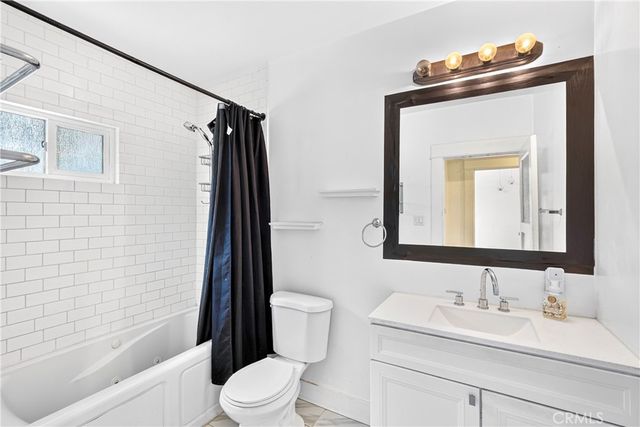 659 E 52nd Place, Los Angeles, CA 90011