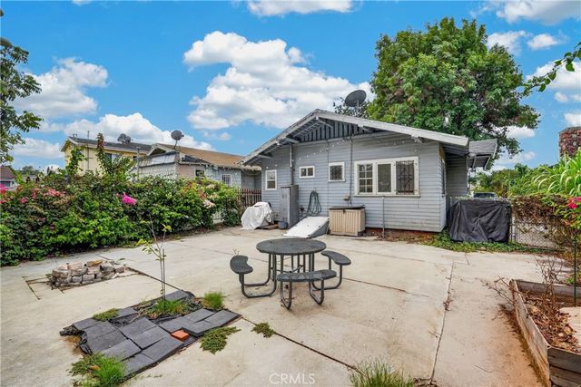 659 E 52nd Place, Los Angeles, CA 90011