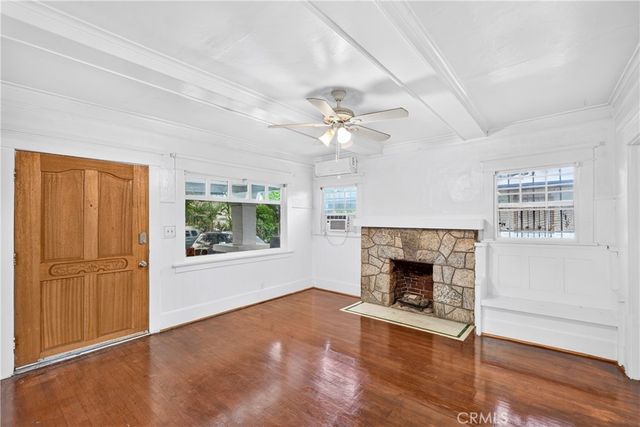 659 E 52nd Place, Los Angeles, CA 90011