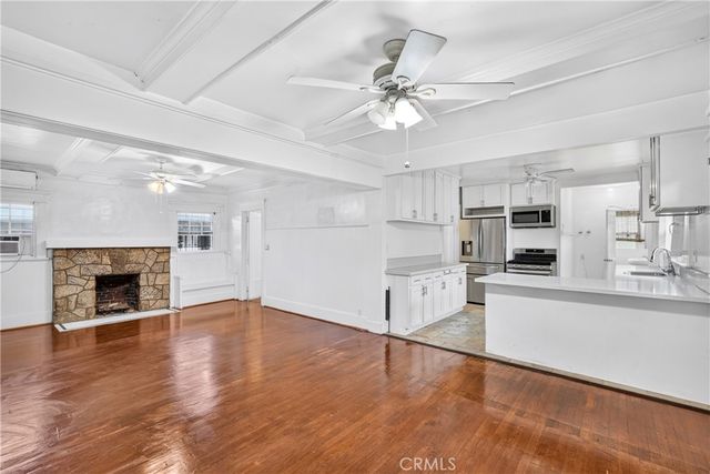659 E 52nd Place, Los Angeles, CA 90011