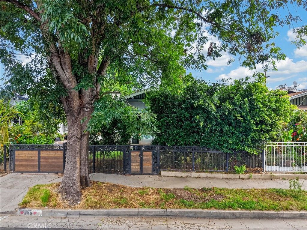 659 E 52nd Place, Los Angeles, CA 90011 — photo 4