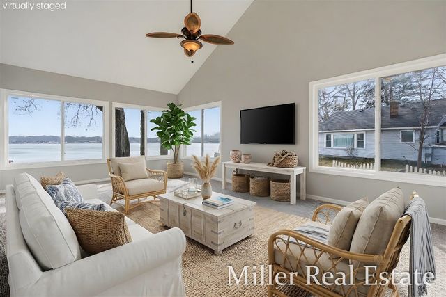 4029 Grandview Drive, Shelbyville, MI 49344