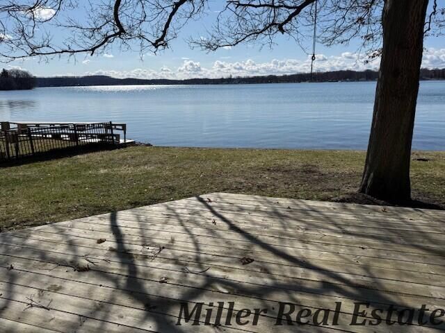 4029 Grandview Drive, Shelbyville, MI 49344