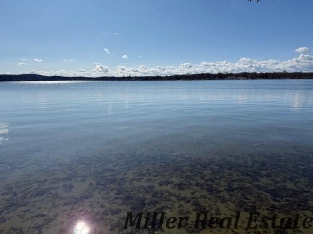 4029 Grandview Drive, Shelbyville, MI 49344