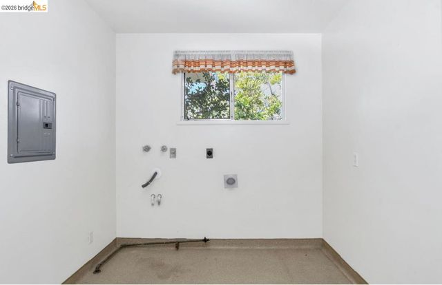 558 Lakewood Cir, Walnut Creek, CA 94598