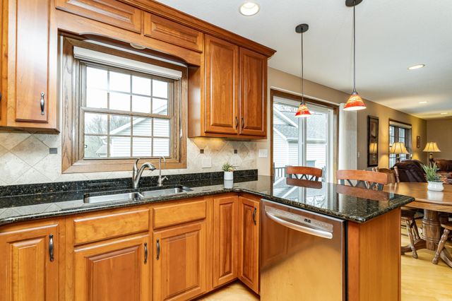 642 Chalet Drive NW, Rochester, MN 55901