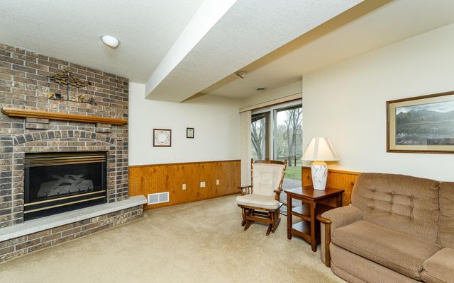 642 Chalet Drive NW, Rochester, MN 55901