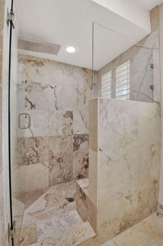 706 Foxpointe Circle, Delray Beach, FL 33445