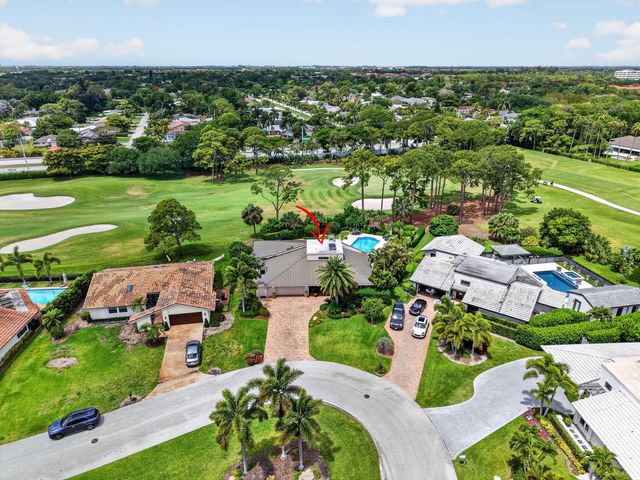 706 Foxpointe Circle, Delray Beach, FL 33445