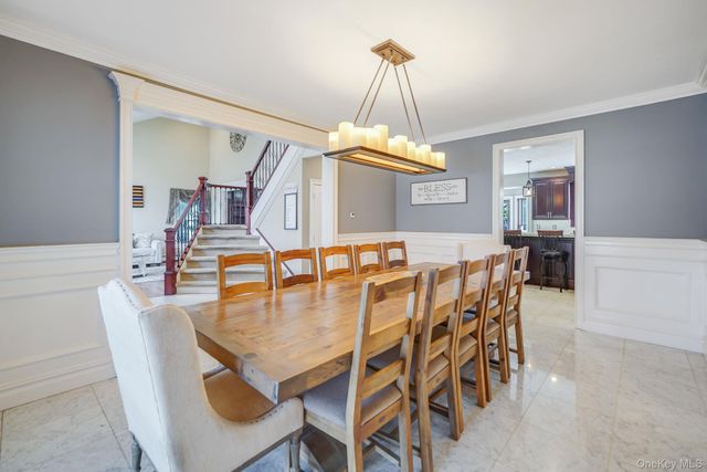 8 Kimberly Court, Manorville, NY 11949