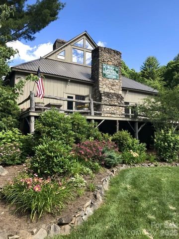 215 Goldenleaf Road, Mars Hill, NC 28754