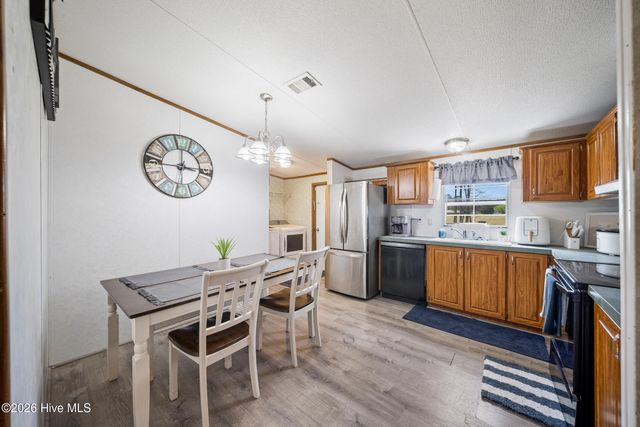 5525 Cox Road NW, Ash, NC 28420