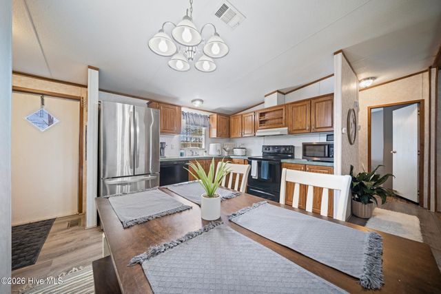 5525 Cox Road NW, Ash, NC 28420