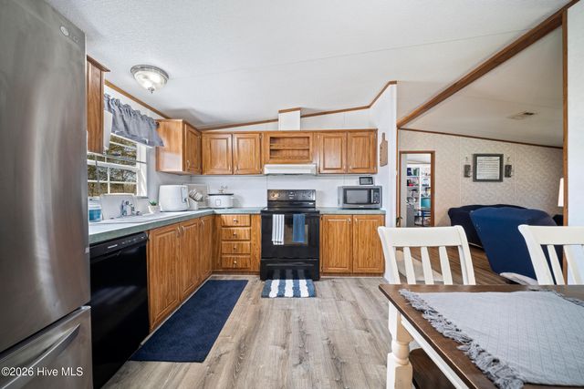 5525 Cox Road NW, Ash, NC 28420