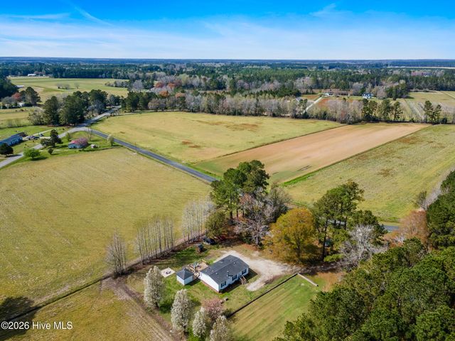 5525 Cox Road NW, Ash, NC 28420