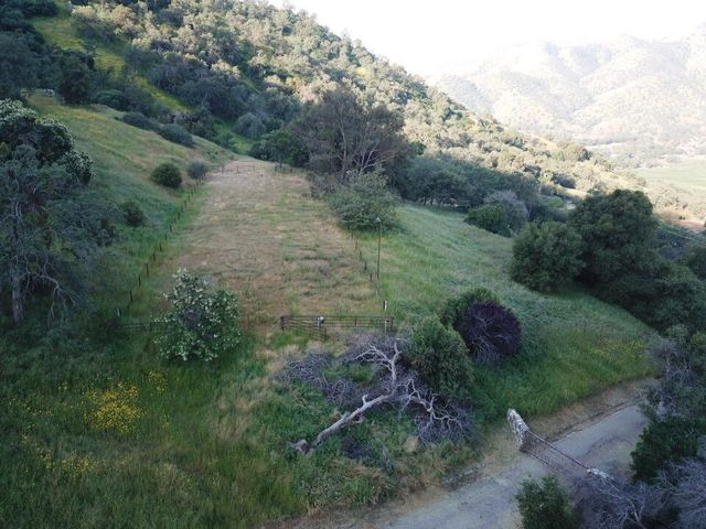 41652 W Mynatt Drive 2, Three Rivers, CA 93271