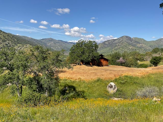 41652 W Mynatt Drive 2, Three Rivers, CA 93271