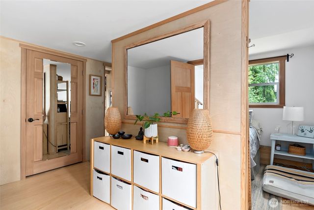 5222 East Harbor Road, Freeland, WA 98249