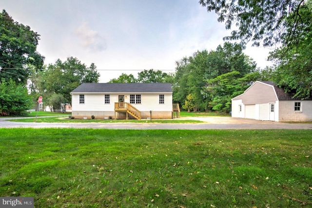 120 WAYNE AVE, Middletown, PA 17057