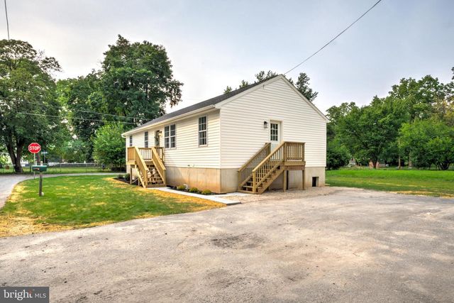 120 WAYNE AVE, Middletown, PA 17057