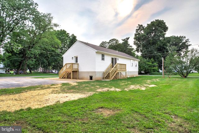 120 WAYNE AVE, Middletown, PA 17057
