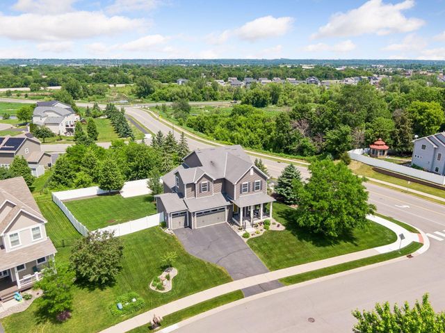 7091 Oak Ridge Court, Shakopee, MN 55379