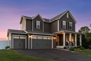 7091 Oak Ridge Court, Shakopee, MN 55379