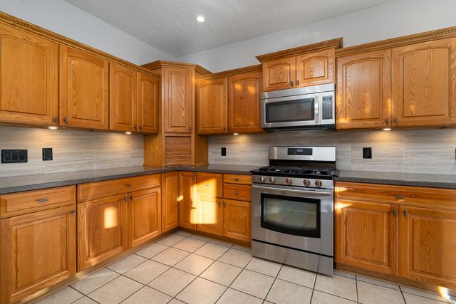 3218 WOODHAVEN Drive, Bourbonnais, IL 60914