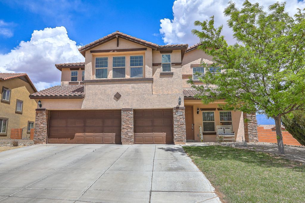 3929 LAS COLINAS Avenue, Rio Rancho, NM 87124