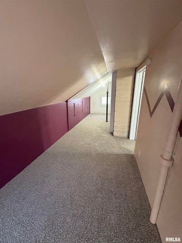 705 E MARIETTA Avenue, Peoria Heights, IL 61616