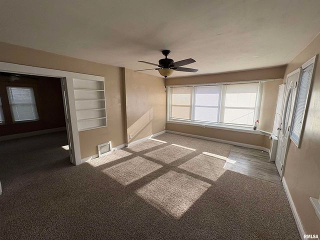 705 E MARIETTA Avenue, Peoria Heights, IL 61616