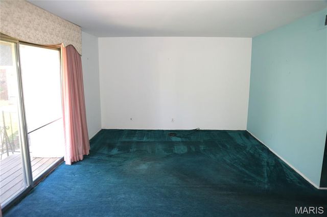 1700 Ramada Boulevard F, Collinsville, IL 62234