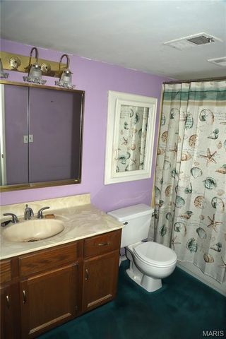 1700 Ramada Boulevard F, Collinsville, IL 62234