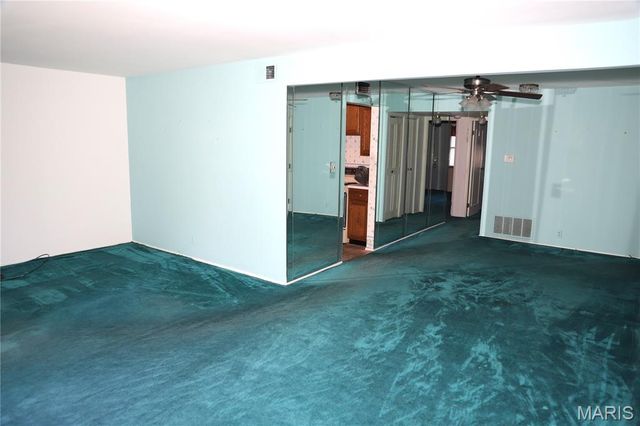 1700 Ramada Boulevard F, Collinsville, IL 62234