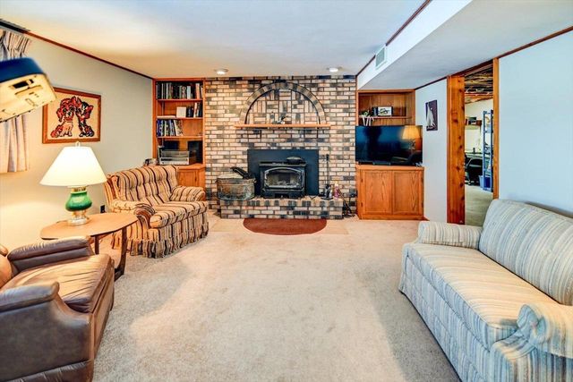 5498 Windridge Road, Oregon, WI 53575