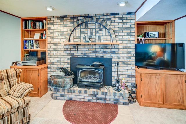 5498 Windridge Road, Oregon, WI 53575