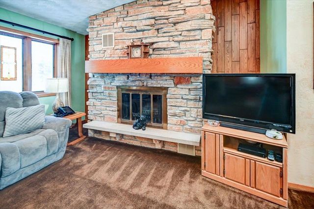 5498 Windridge Road, Oregon, WI 53575