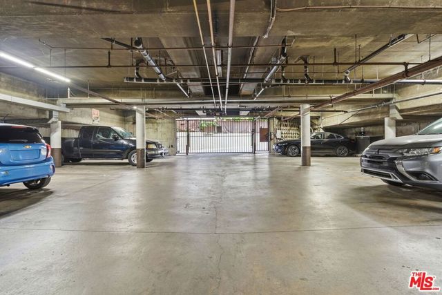 4100 W 1st Street 206, Los Angeles, CA 90004