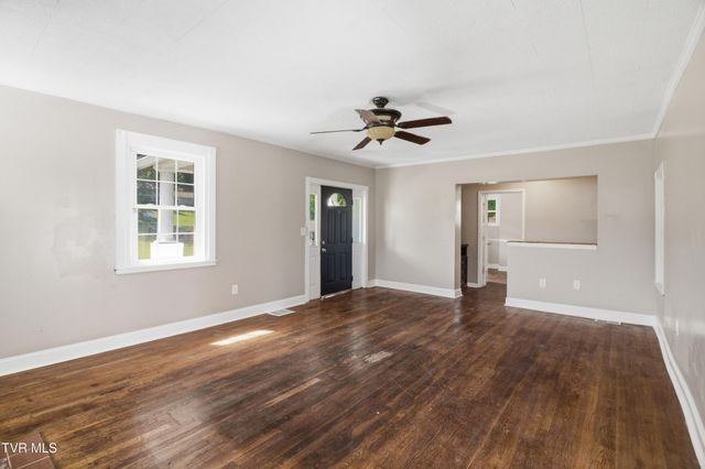 1721 Ridgeway Drive, Kingsport, TN 37664