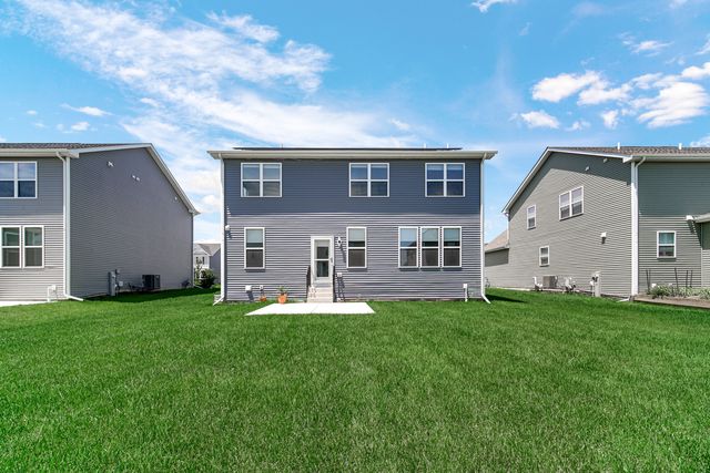 2080 Bent Grass Way, Bolingbrook, IL 60490