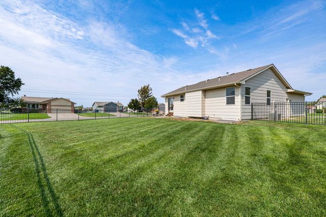1902 N Nickelton Ct., Wichita, KS 67235